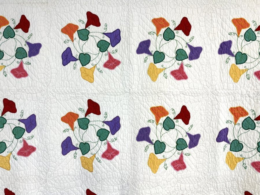 Show Stopper! c 1930s Morning Glory   APPLIQUE Vintage Quilt