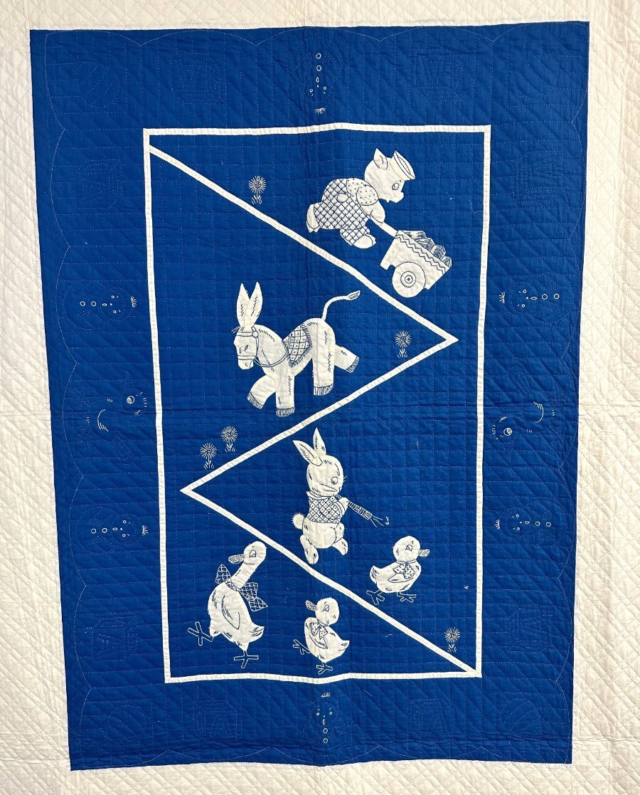 Vintage  Animals on Parade QUILT Blue Never Used Crisp