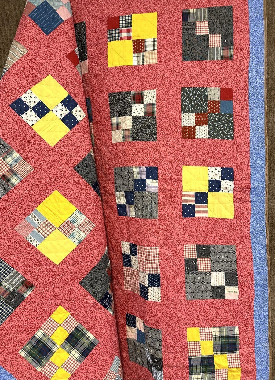 Farmhouse PA c 1890-1900 Patchwork QUILT Antique Crisp Berk's County