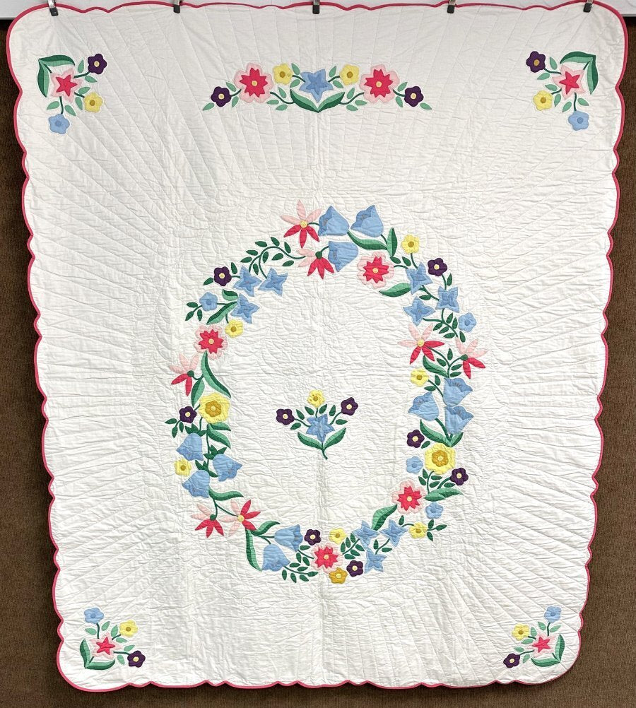 Beautiful! c 1930-40s Floral APPLIQUE Quilt Vintage Never Used!