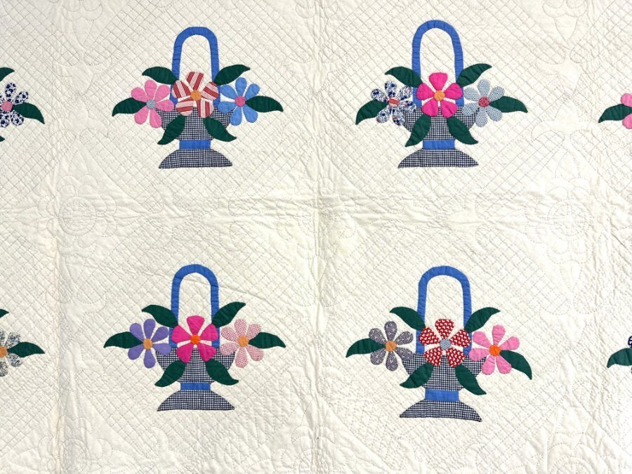 Gorgeous! c 1930s PA Bride's Basket QUILT Vintage Never Used