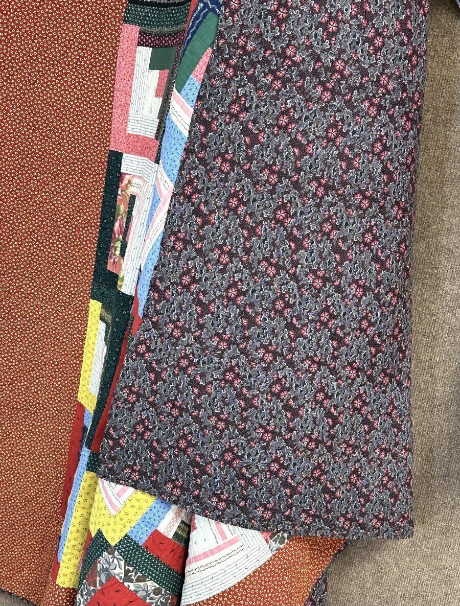 GRAPHIC  c 1890-1900 PA Log Cabin QUILT Antique Barn Raising!