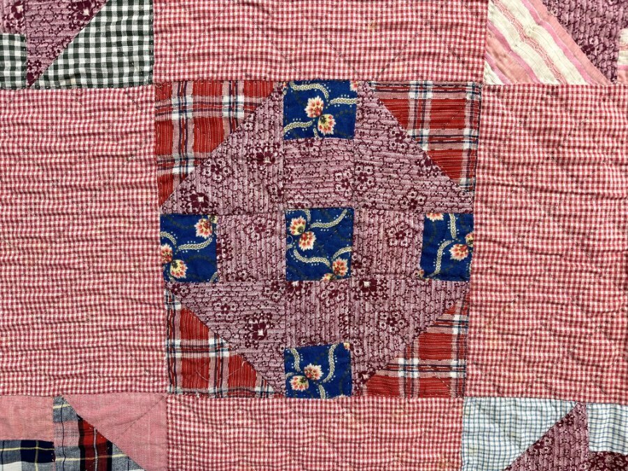 Farmhouse PA c 1900 Monkey Wrench QUILT Antique Crisp!