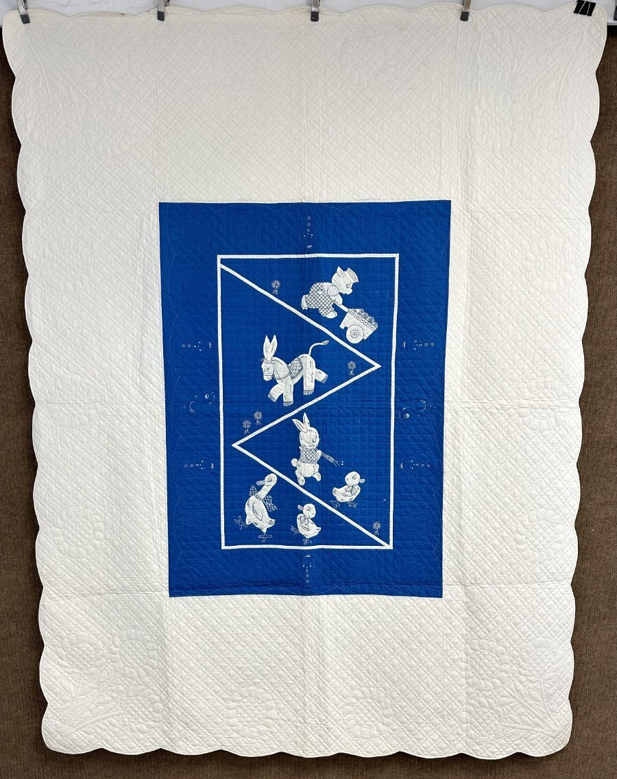 Vintage  Animals on Parade QUILT Blue Never Used Crisp