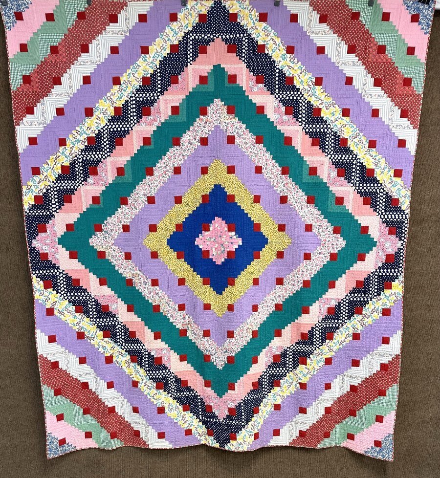 Jewel Box! c 1940s PA Log Cabin QUILT Vintage Feedsacks