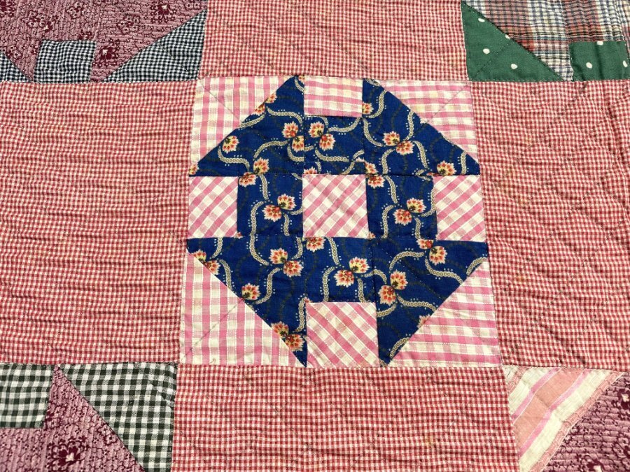 Farmhouse PA c 1900 Monkey Wrench QUILT Antique Crisp!
