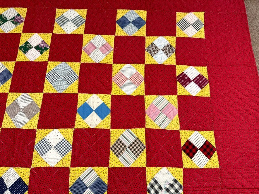 Outstanding! PA c 1900-20 Four Patch QUILT Antique THE BEST!