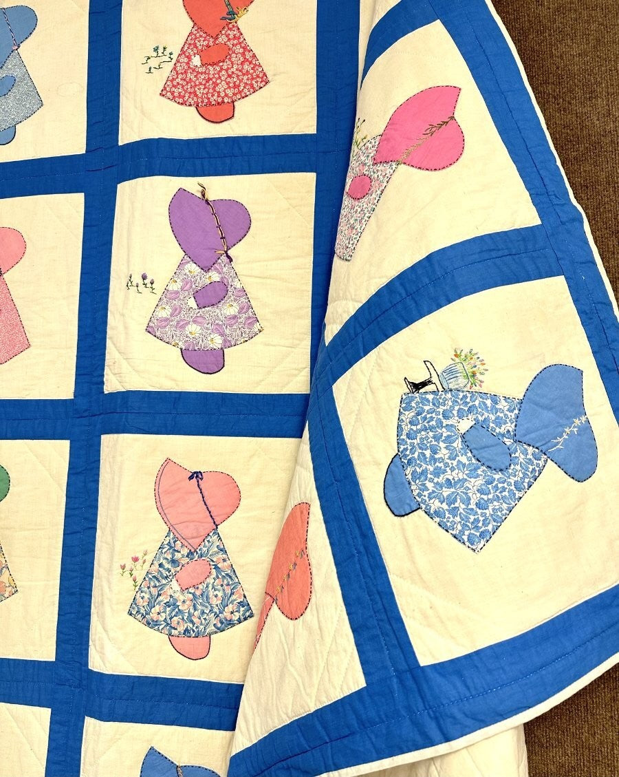 Darling c 1930s Sue Bonnet QUILT Applique Large Size Pretty