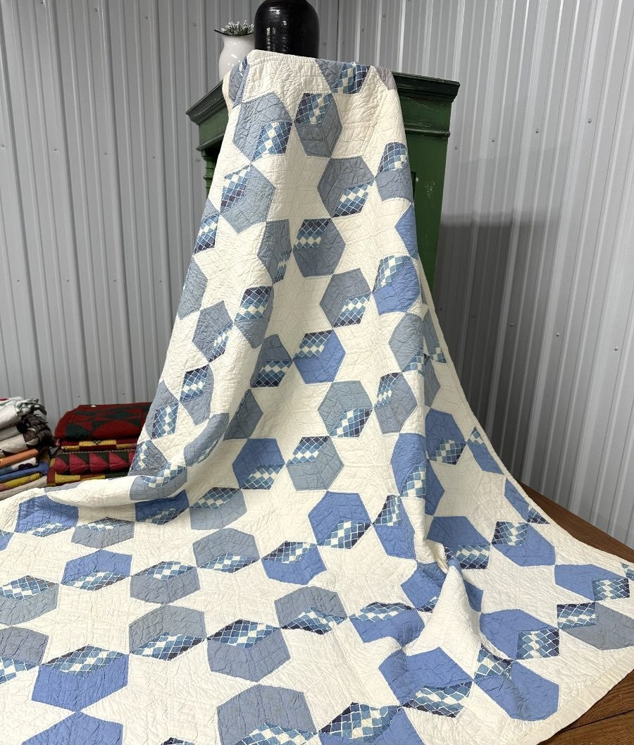 Blue! c 1930s Tumbling Blocks QUILT Vintage w/ Picture of Maker!