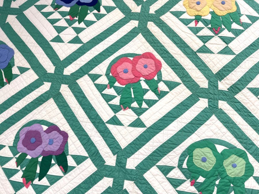 Beautiful! c 1930s Flower Baskets QUILT Vintage Garden Maze