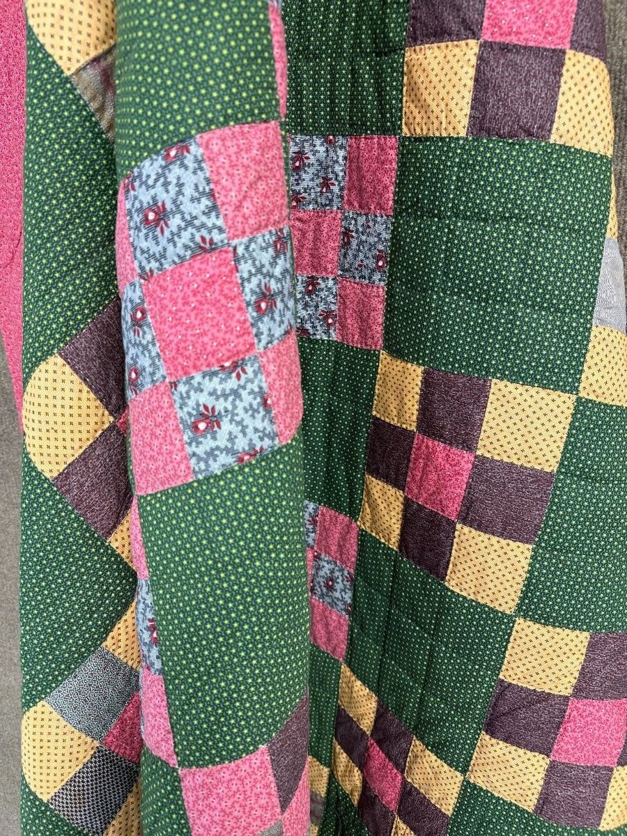 Rich! c 1880-90s PA Nine Patch QUILT  Antique Crisp Large Size