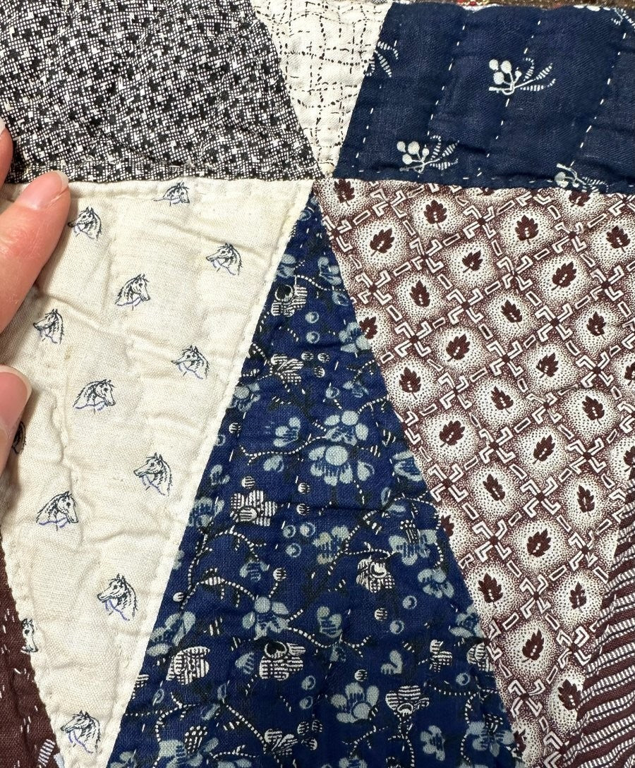 American Treasure! c 1870s Triangle Charm Style QUILT Antique Collector's Choice