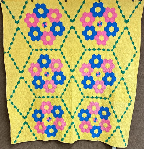 Beautiful! c 1920-30s Flower Garden QUILT Vintage Stunning Design!
