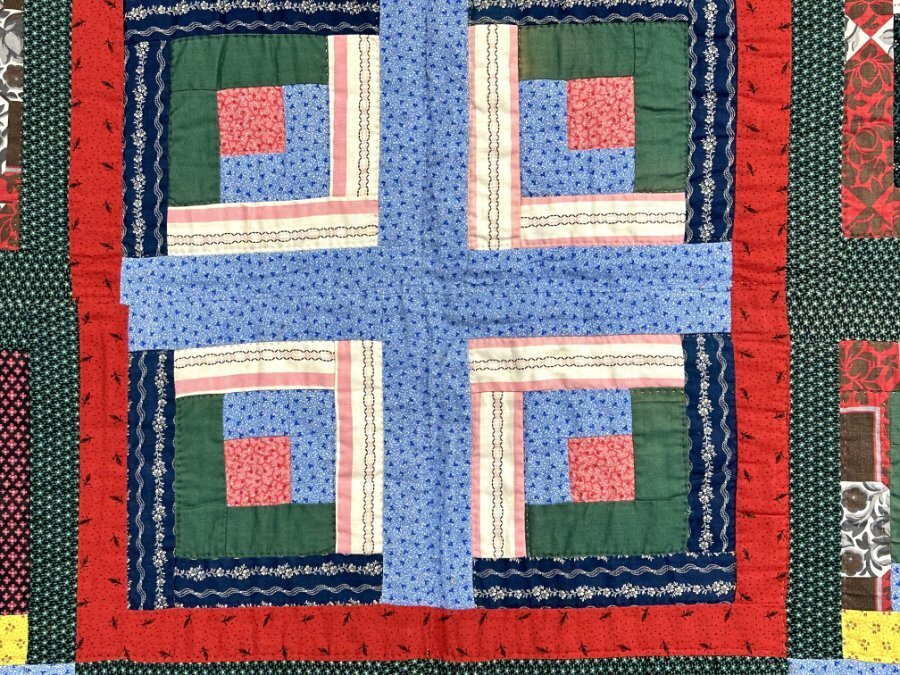 GRAPHIC  c 1890-1900 PA Log Cabin QUILT Antique Barn Raising!