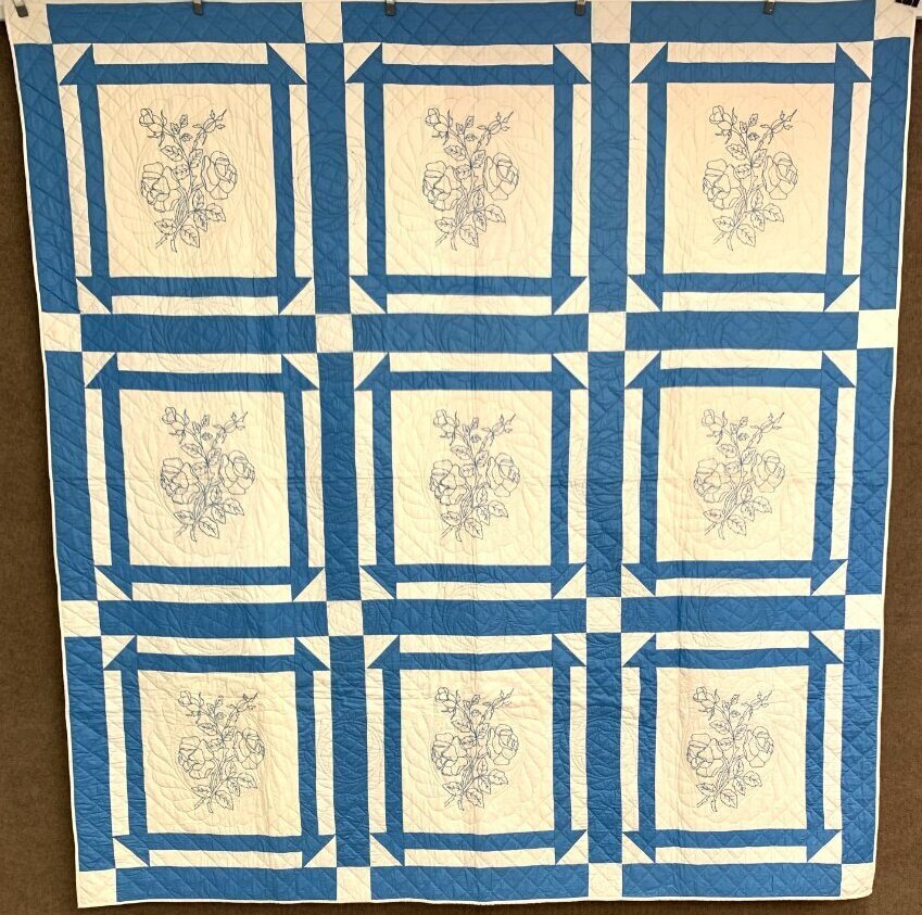 Farmhouse Blue! c 1930s Embroidered Rose Churn Dash QUILT Vintage Crisp Never Us