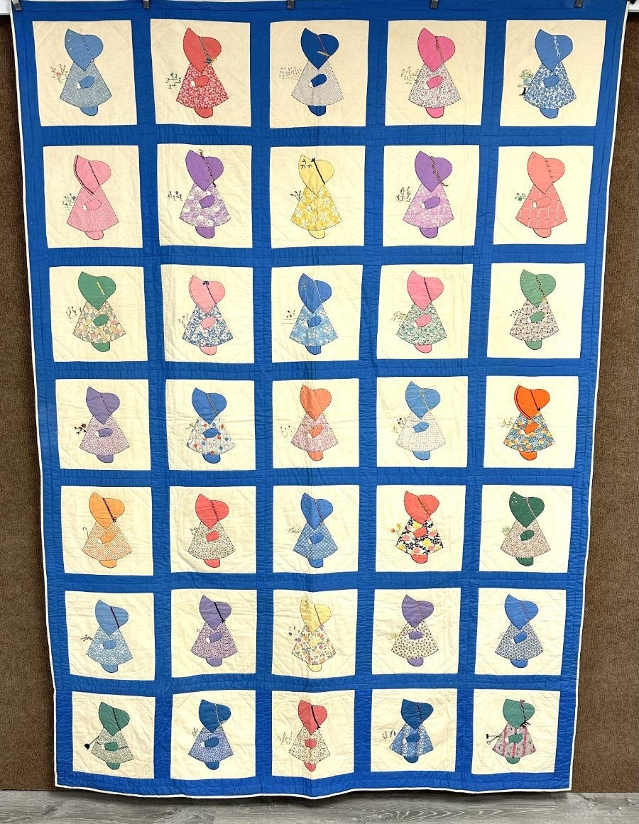 Darling c 1930s Sue Bonnet QUILT Applique Large Size Pretty