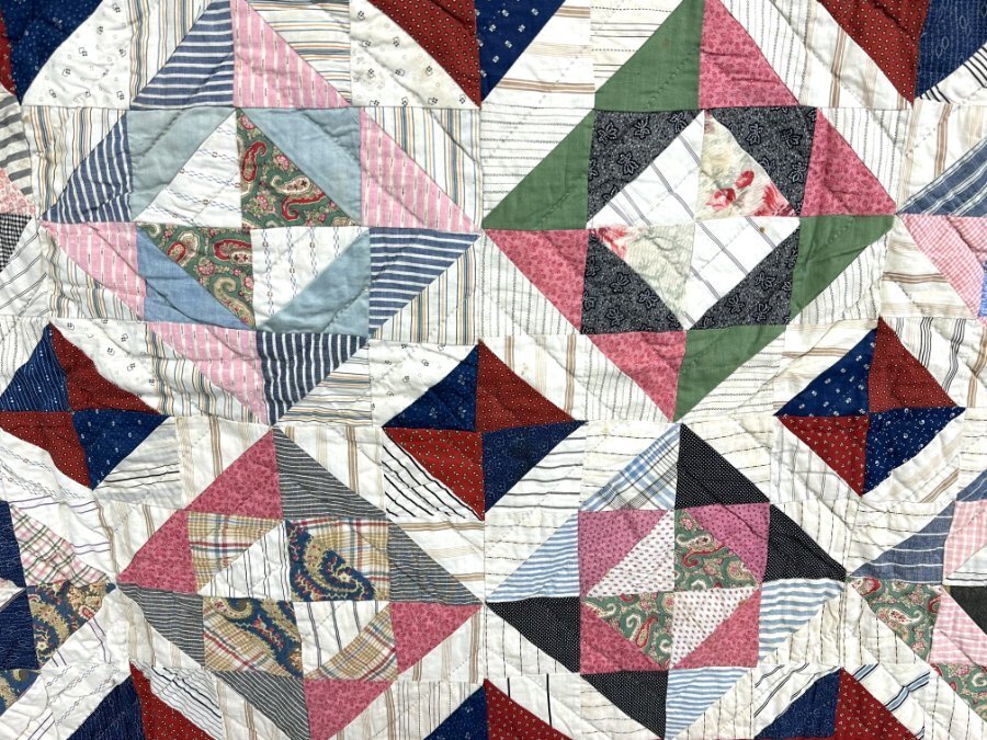 AMAZING GRAPHICS! c 1890s PA Squares Hourglass QUILT Antique Crisp