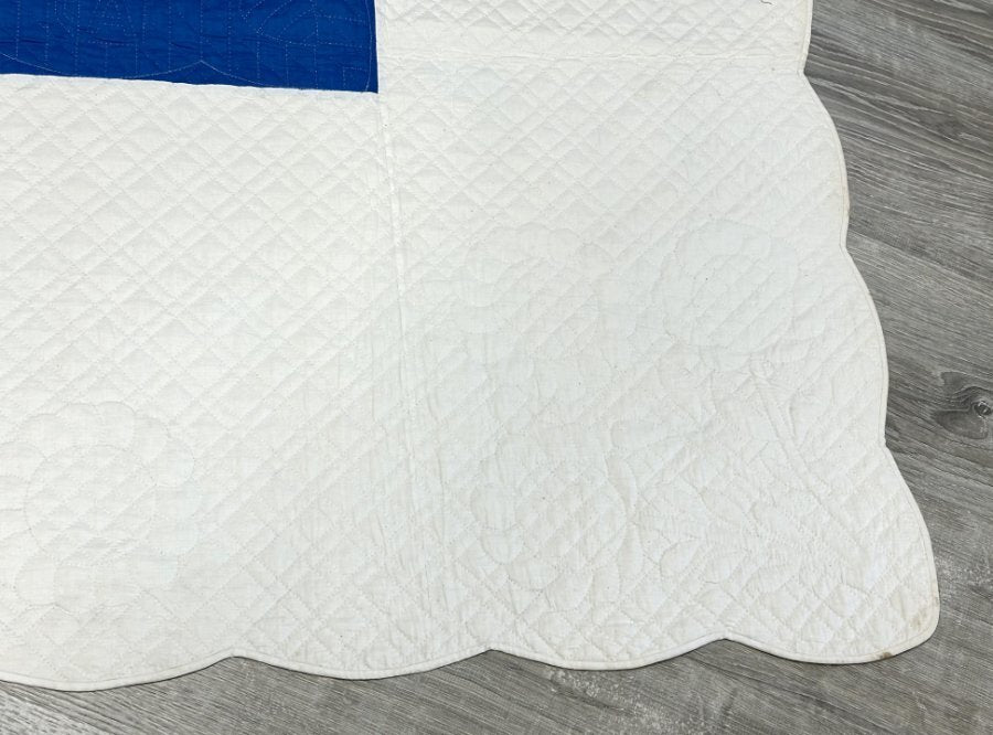 Vintage  Animals on Parade QUILT Blue Never Used Crisp
