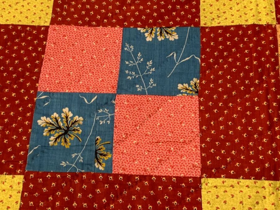 CRISP Nice! PA c 1890-1900 Four Patch QUILT Antique Lancaster Co