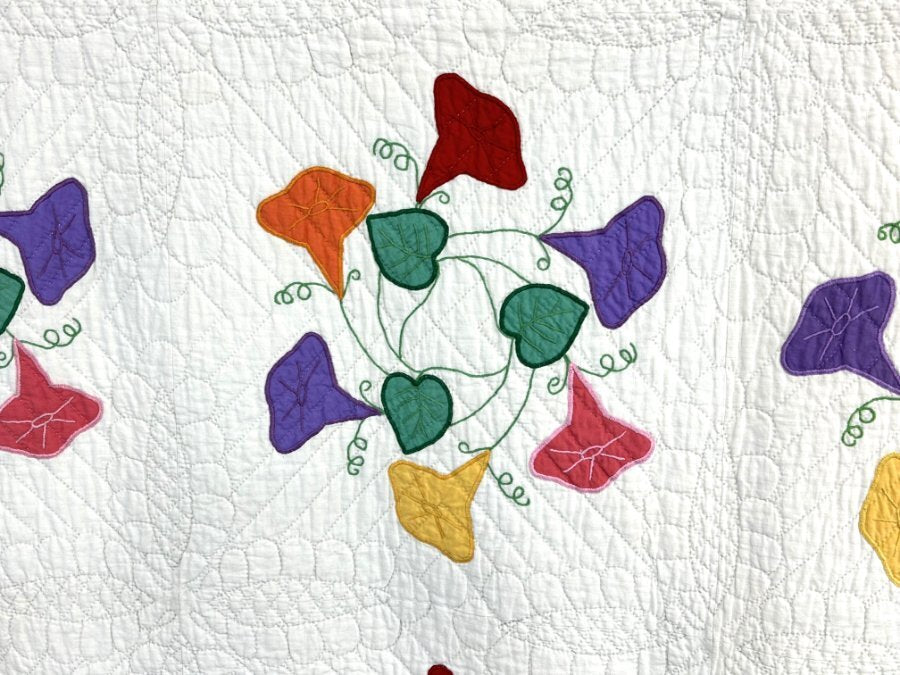 Show Stopper! c 1930s Morning Glory   APPLIQUE Vintage Quilt