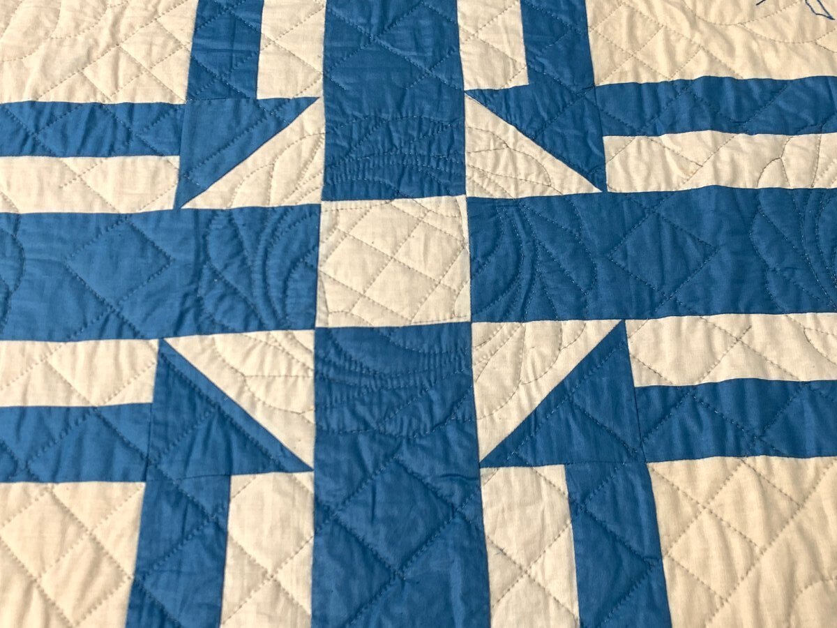 Farmhouse Blue! c 1930s Embroidered Rose Churn Dash QUILT Vintage Crisp Never Us